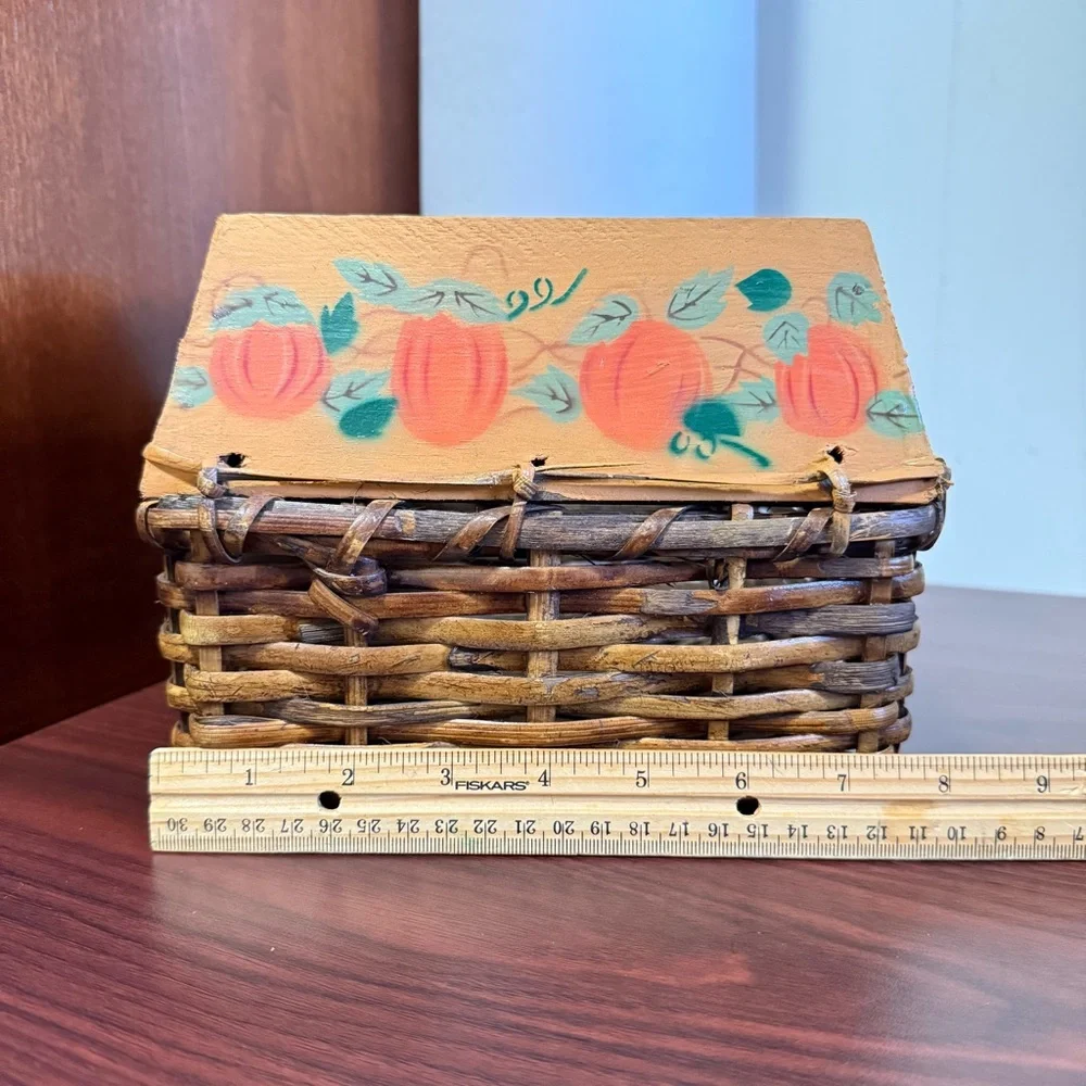 Vintage Square Pumpkin Hand-Painted Wooden Harvest Wicker Basket Barn/Farm Core